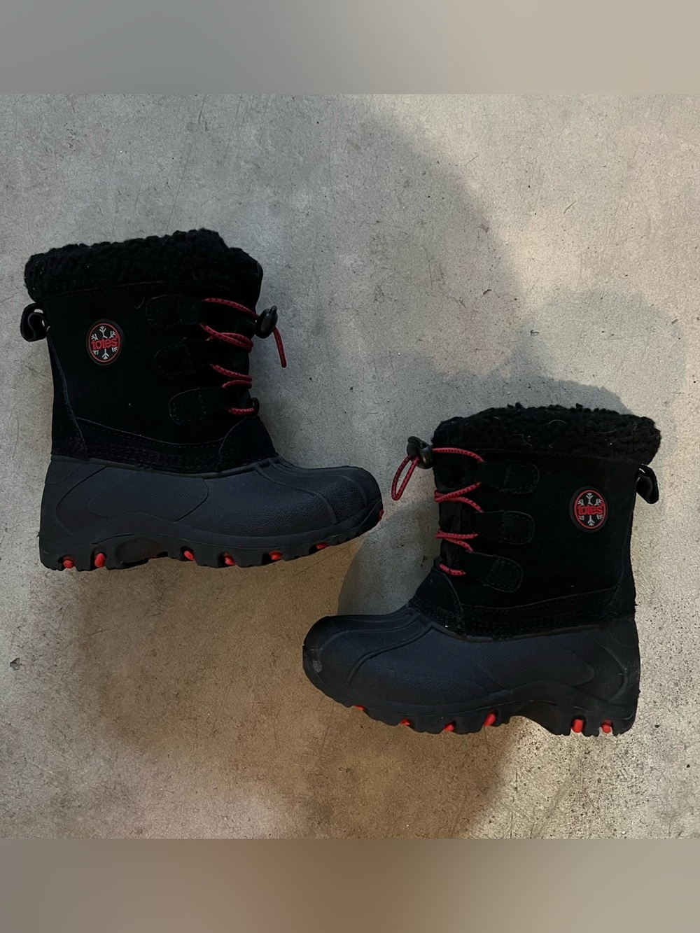 Totes Toddler Black Faux Fur Cuffed Winter Boots